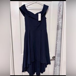 Navy blue dress new, large